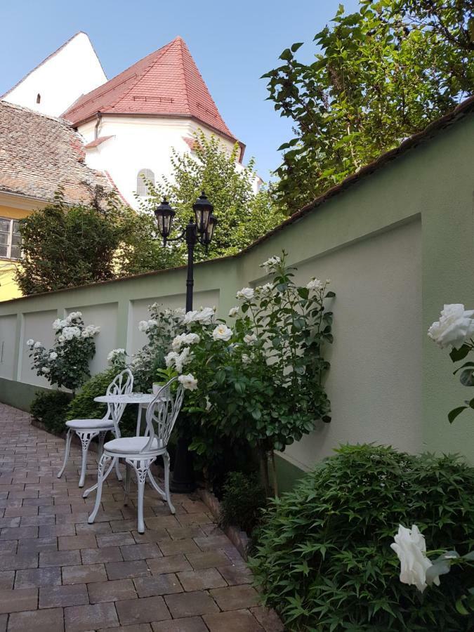 Maison Elysee Sibiu Eksteriør billede